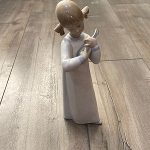 Lladro No 4871 Niña Guitarra. Year 1974